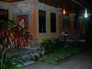 Satriya Cottage