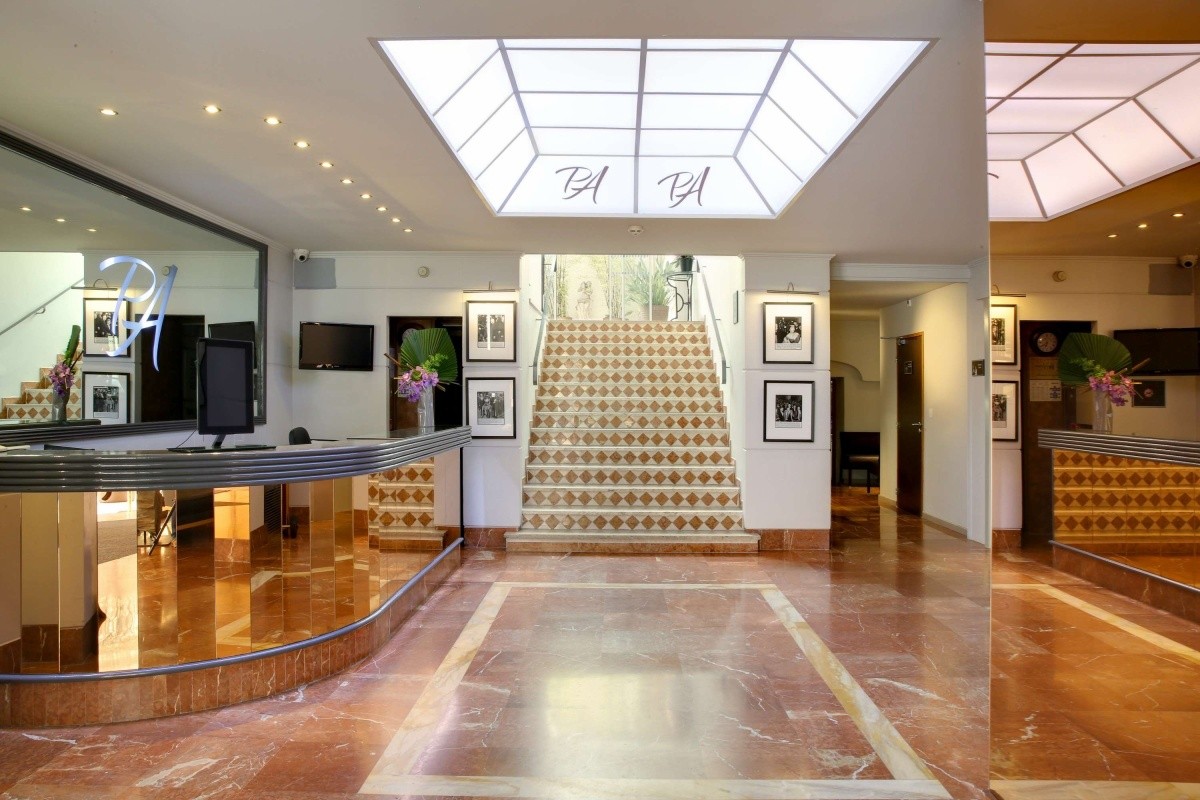 Best Western Le Patio Des Artistes - Cannes