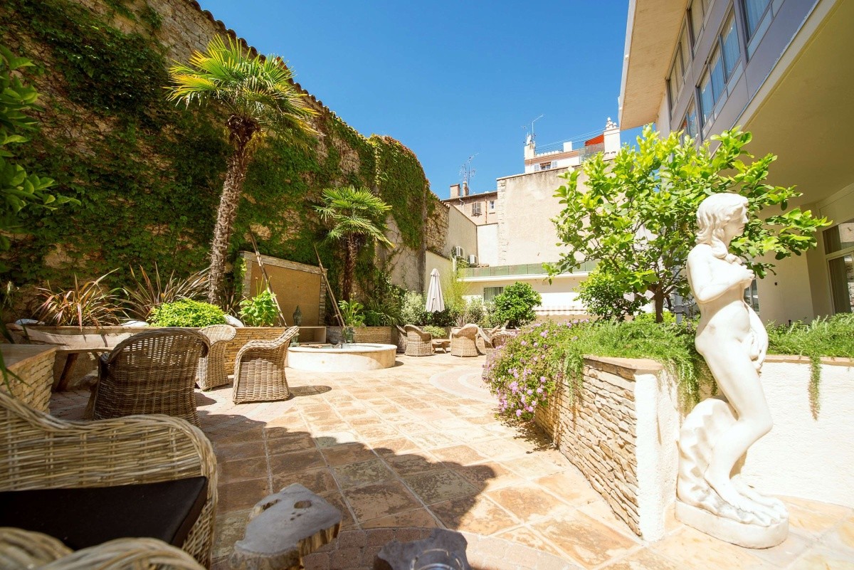 Best Western Le Patio Des Artistes - Cannes