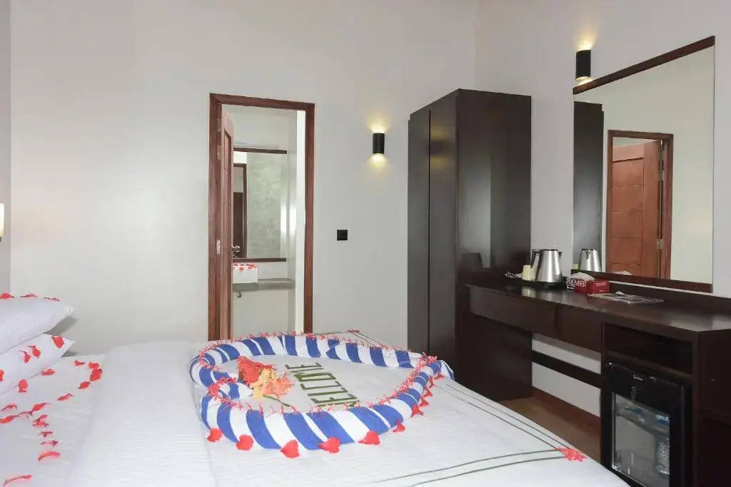 Madi Finolhu Guesthouse