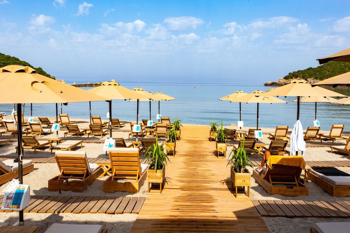 Zeus Paradise