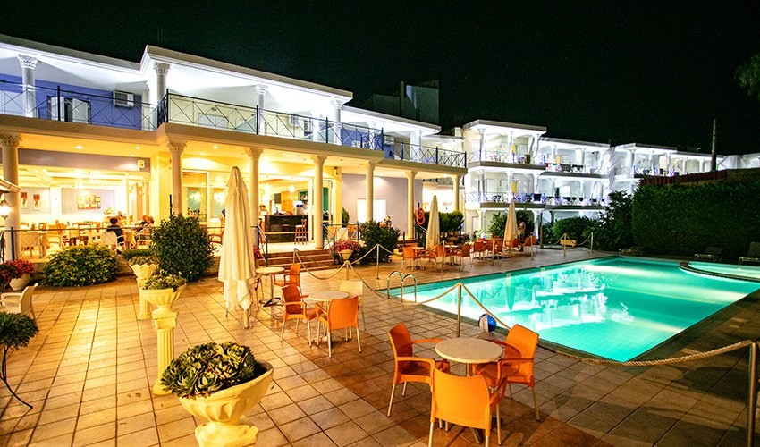 Zeus Paradise