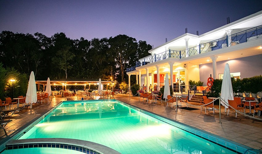 Zeus Paradise