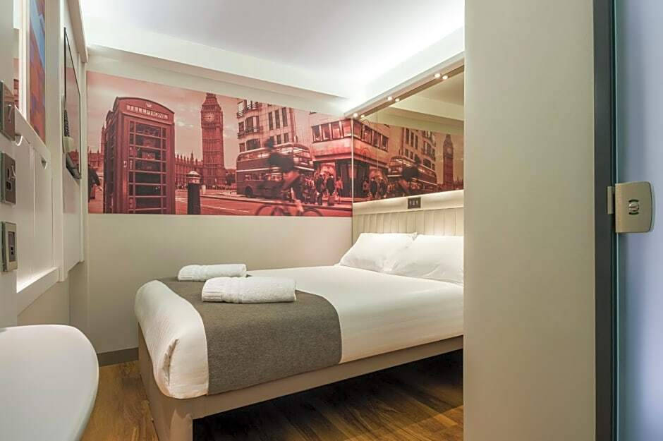 Point A Hotel, London Canary Wharf