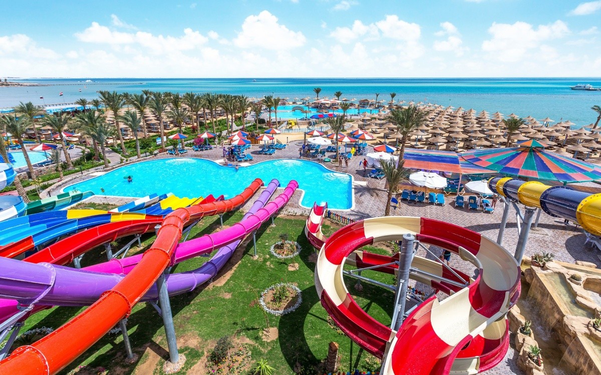 Sunrise Serano Aqua Park Resort
