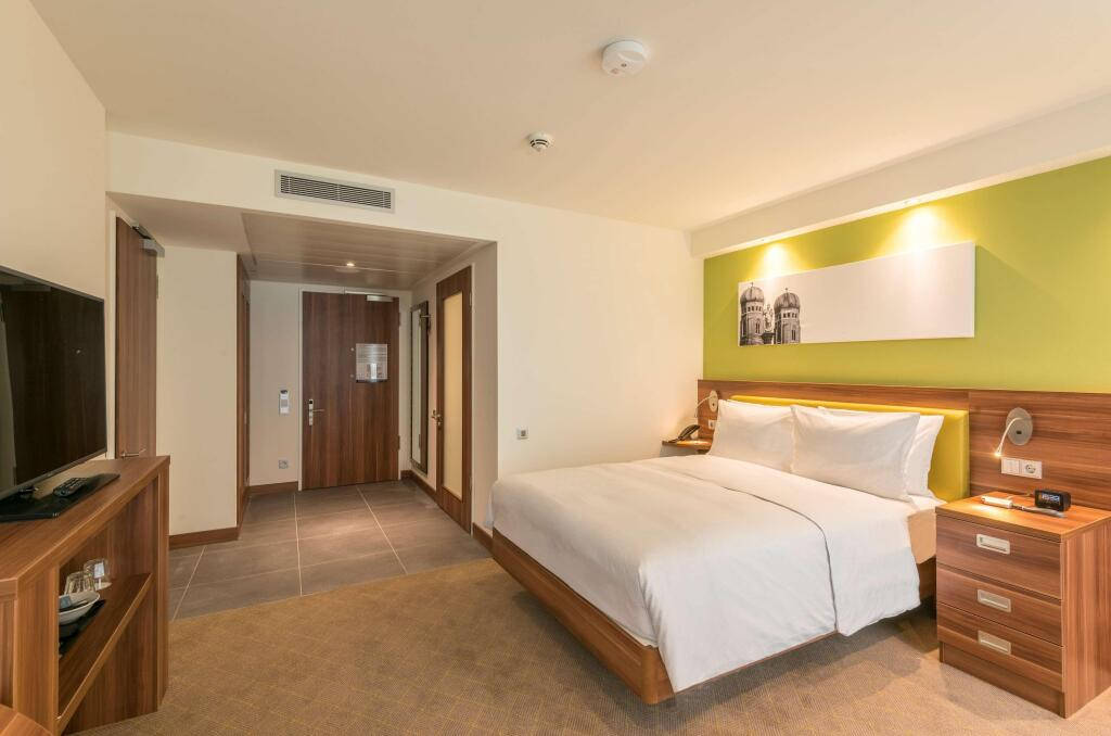 Hampton By Hilton Munich City West