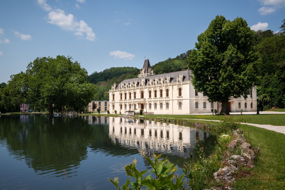 Schloss Hernstein