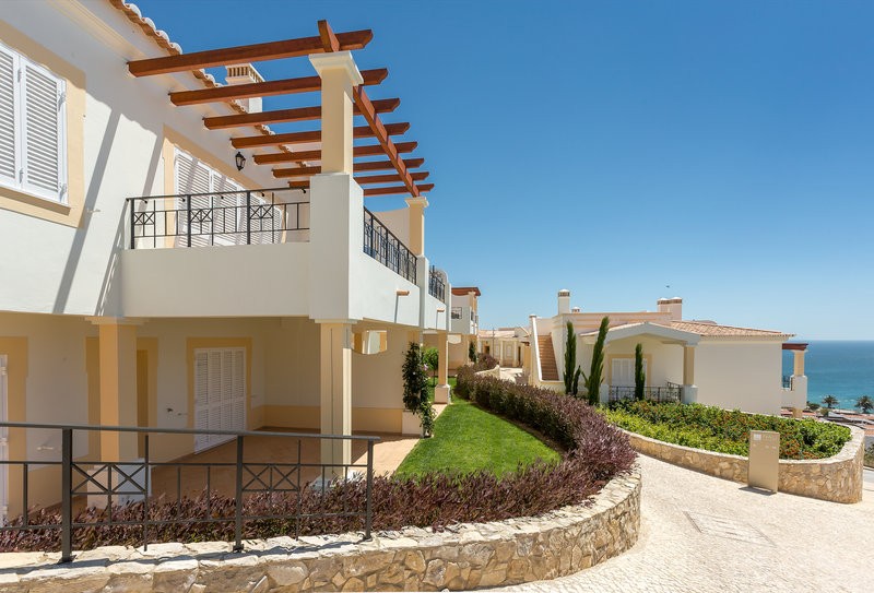 Nau Salema Beach Village