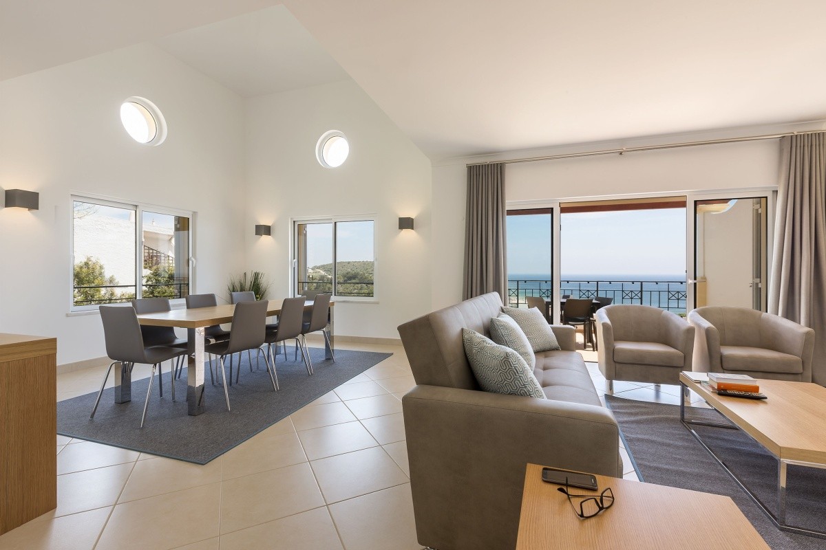 Nau Salema Beach Village