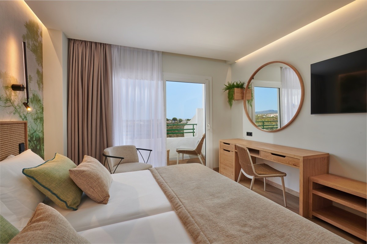 Grupotel Cala Marsal Nature