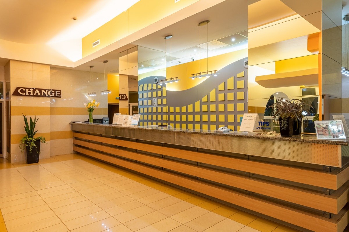 Trakia Plaza Hotel &Amp; Apartments