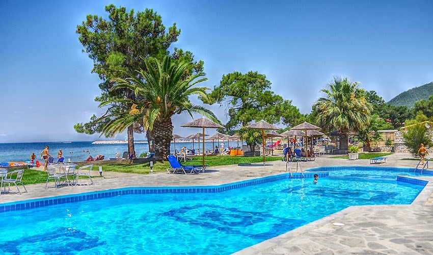 Rachoni Beach & Resort