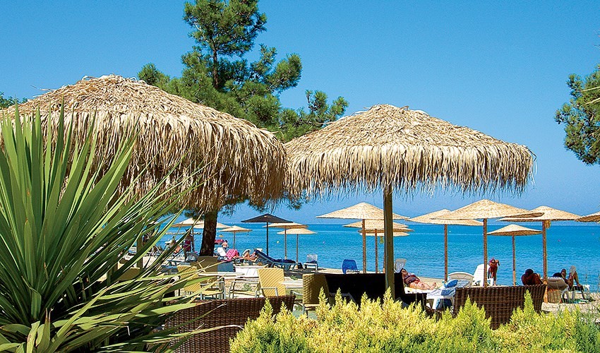 Rachoni Beach & Resort