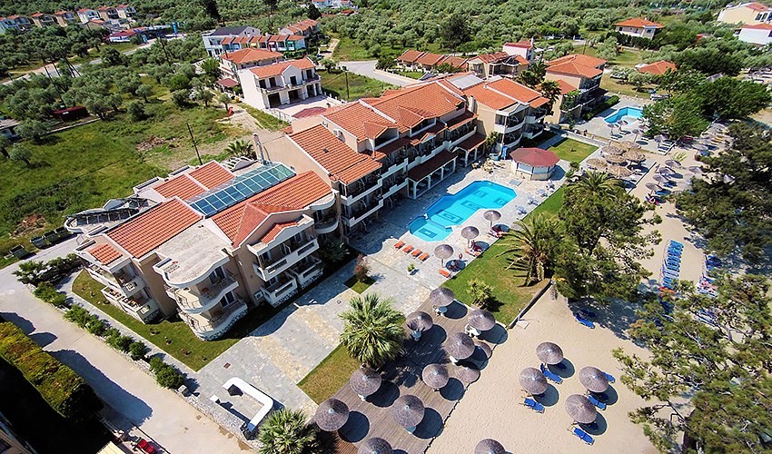 Rachoni Beach & Resort