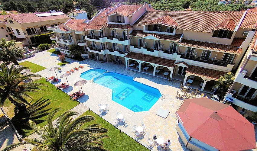 Rachoni Beach & Resort