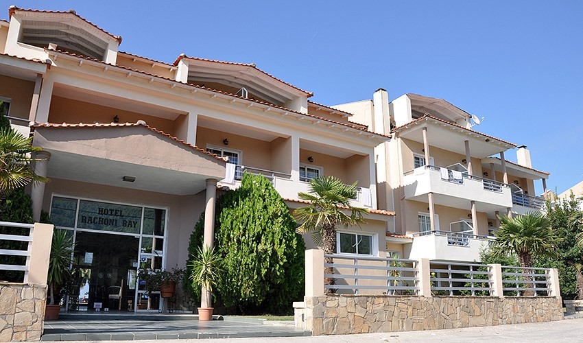 Rachoni Beach & Resort