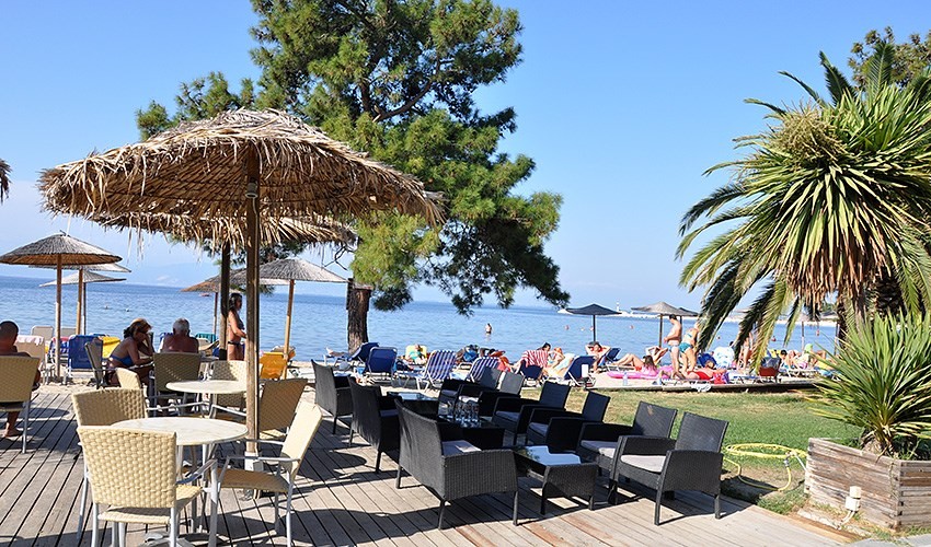 Rachoni Beach & Resort