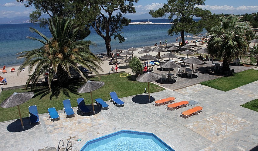 Rachoni Beach & Resort