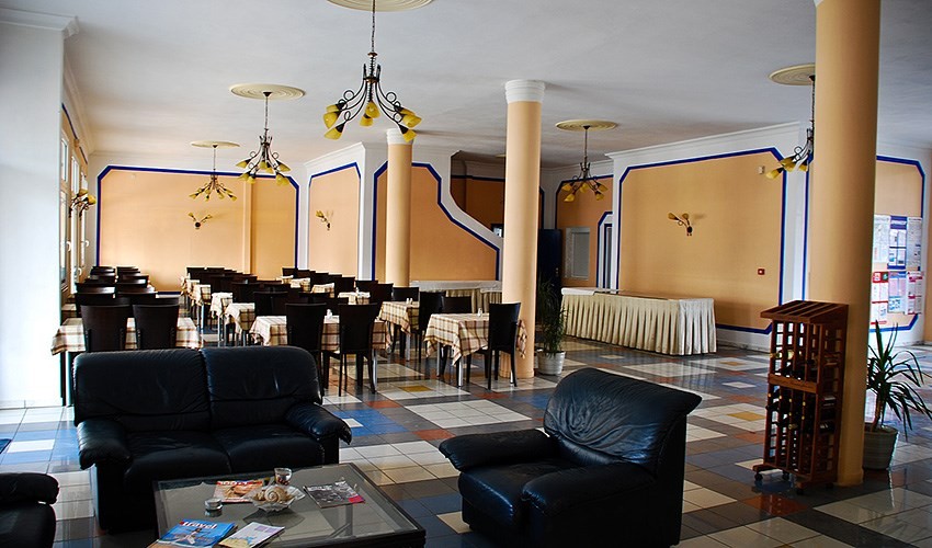 Rachoni Beach & Resort