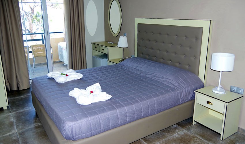 Rachoni Beach & Resort
