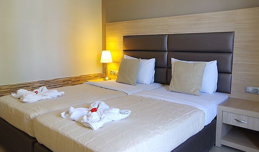 Rachoni Beach & Resort