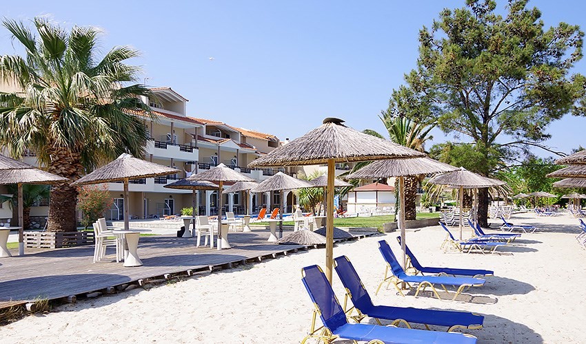 Rachoni Beach & Resort
