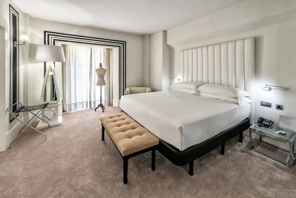 Mariposa Hotel