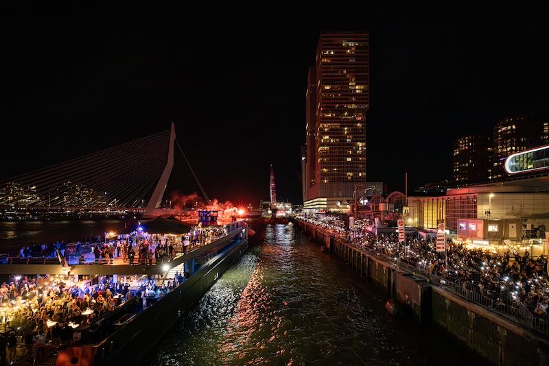 Květinové korzo a slavnosti lodí v Rotterdamu