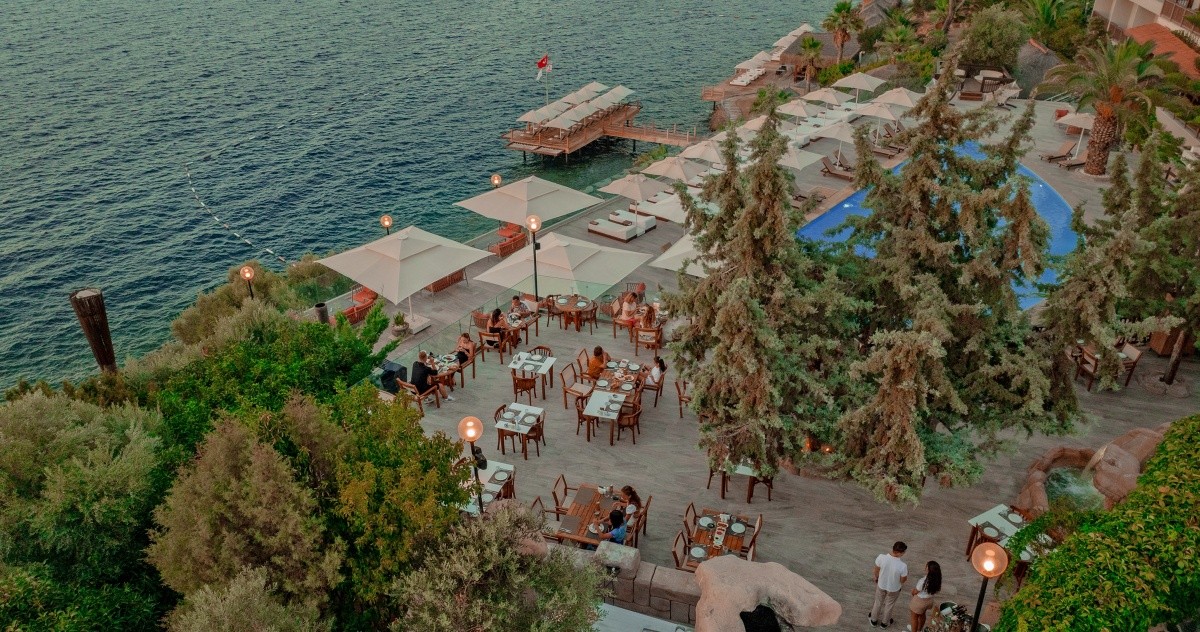 Sarpedor Boutique