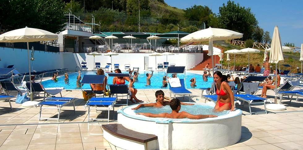 Hotel Capo Est