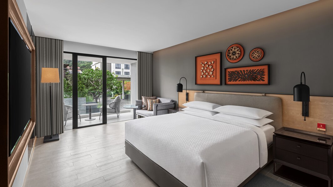Four Points By Sheraton Phuket Patong Beach Resort