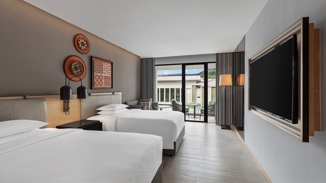 Four Points By Sheraton Phuket Patong Beach Resort