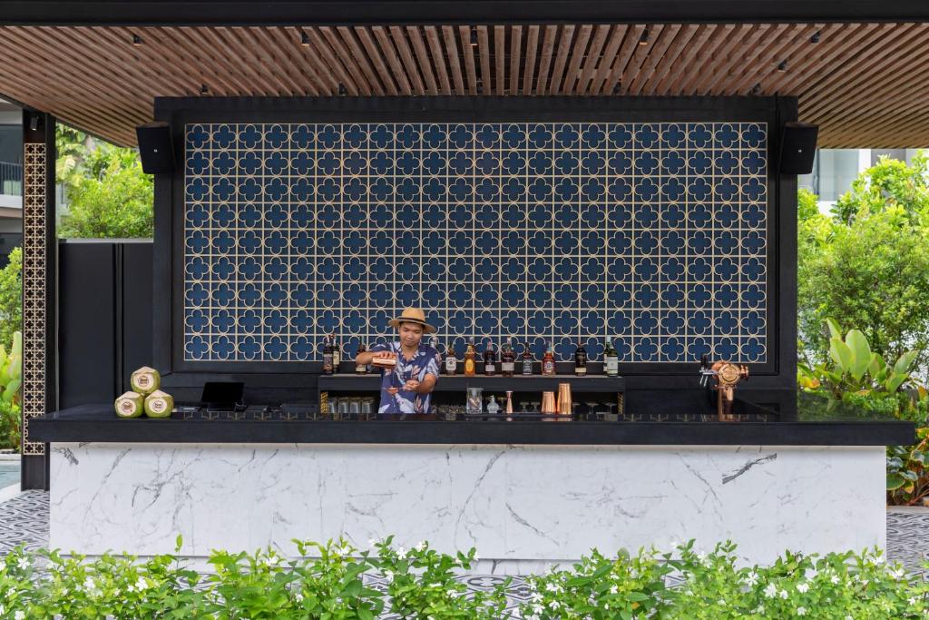 Four Points By Sheraton Phuket Patong Beach Resort