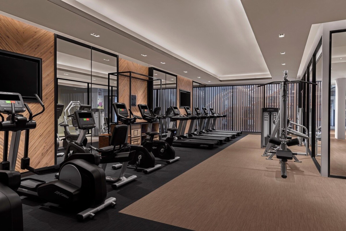 Four Points By Sheraton Phuket Patong Beach Resort