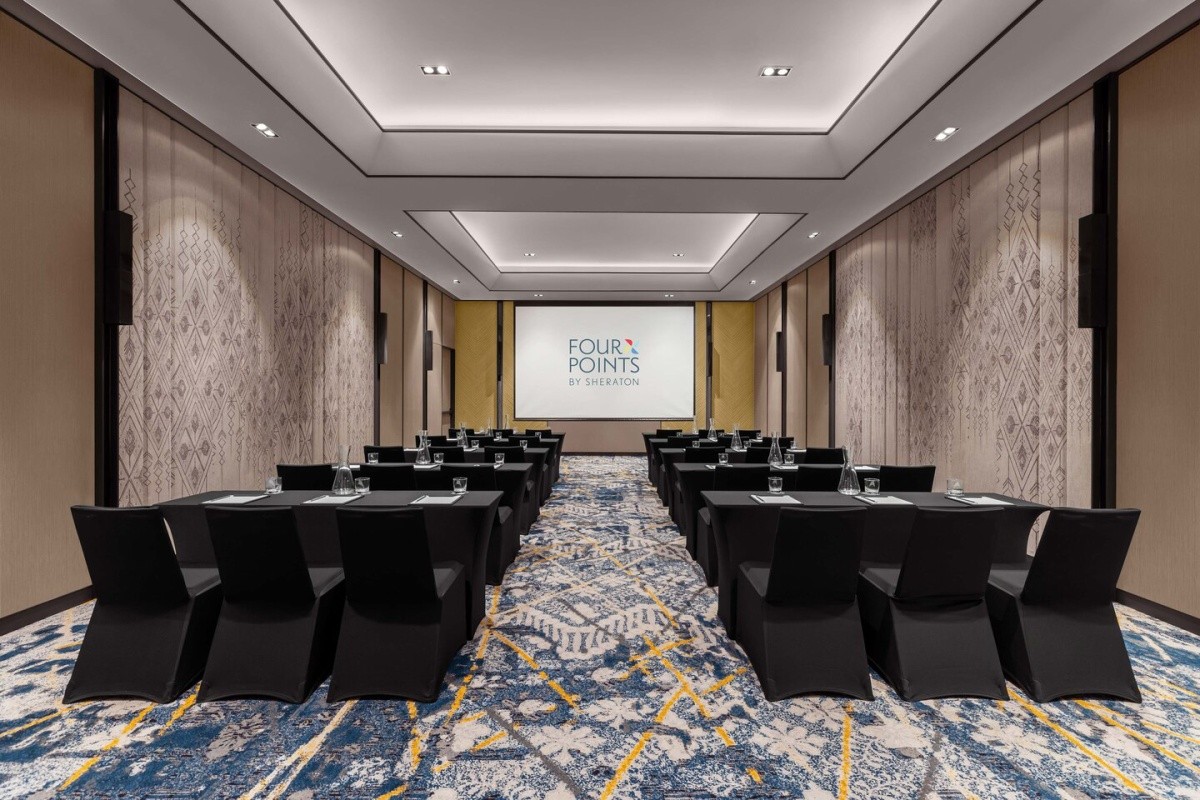 Four Points By Sheraton Phuket Patong Beach Resort