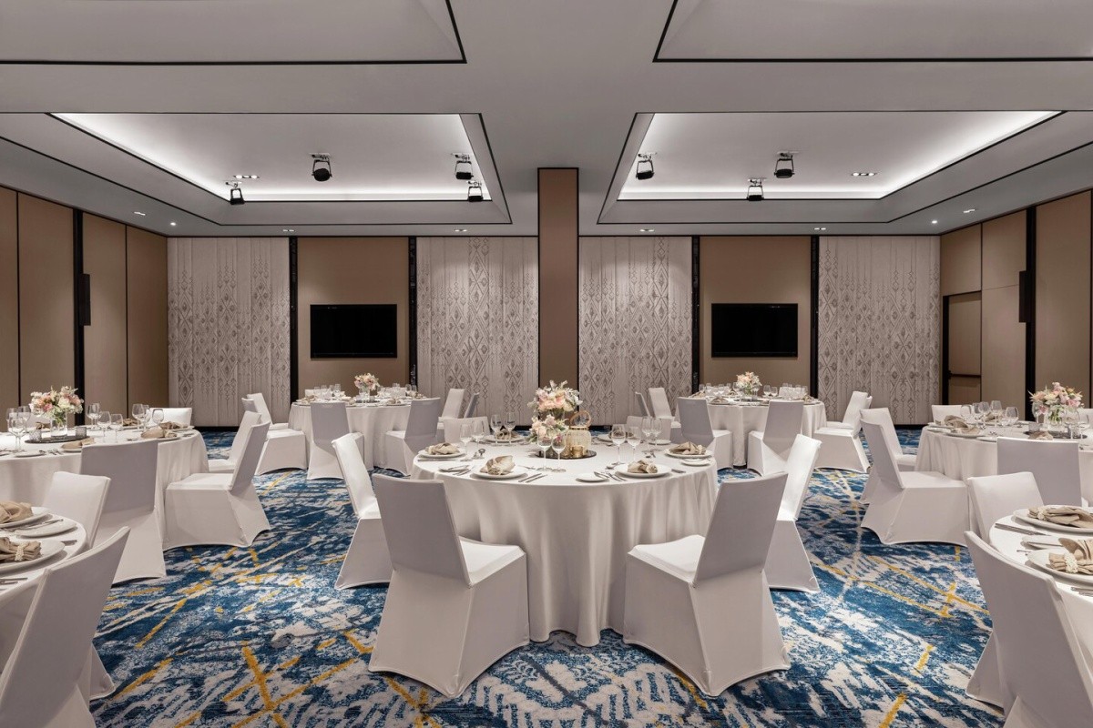 Four Points By Sheraton Phuket Patong Beach Resort