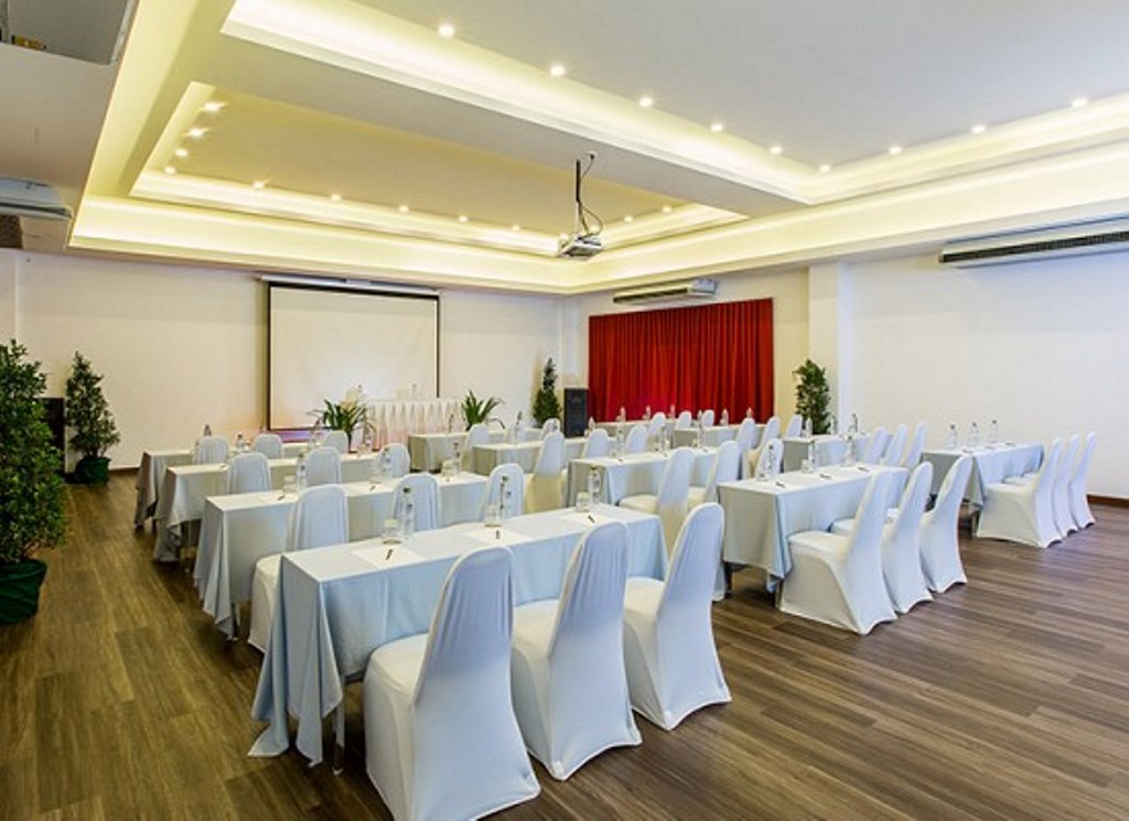 Nai Yang Beach Resort