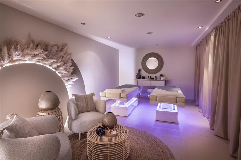 Valamar Lacroma Hotel