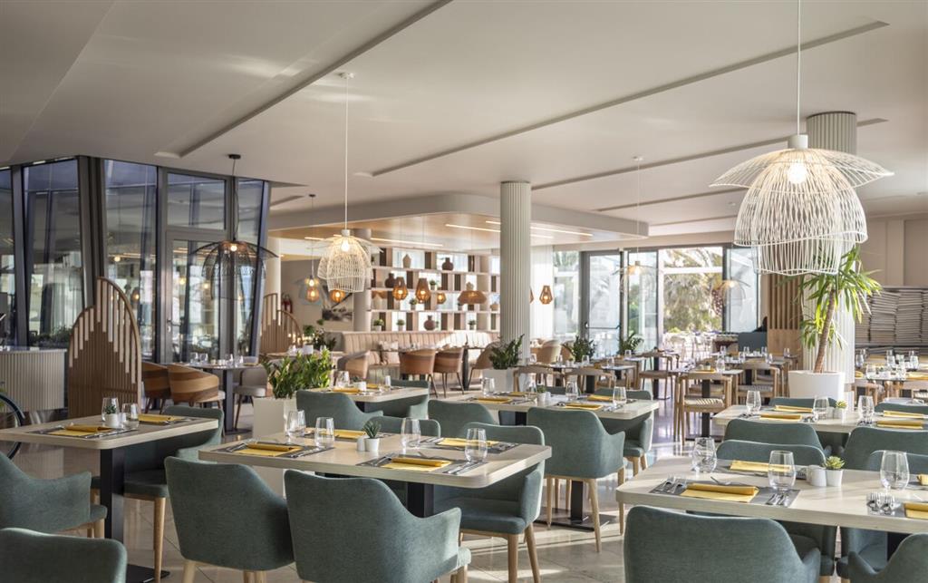 Valamar Lacroma Hotel