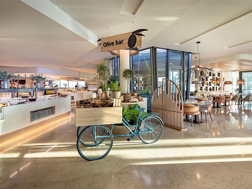 Valamar Lacroma Hotel
