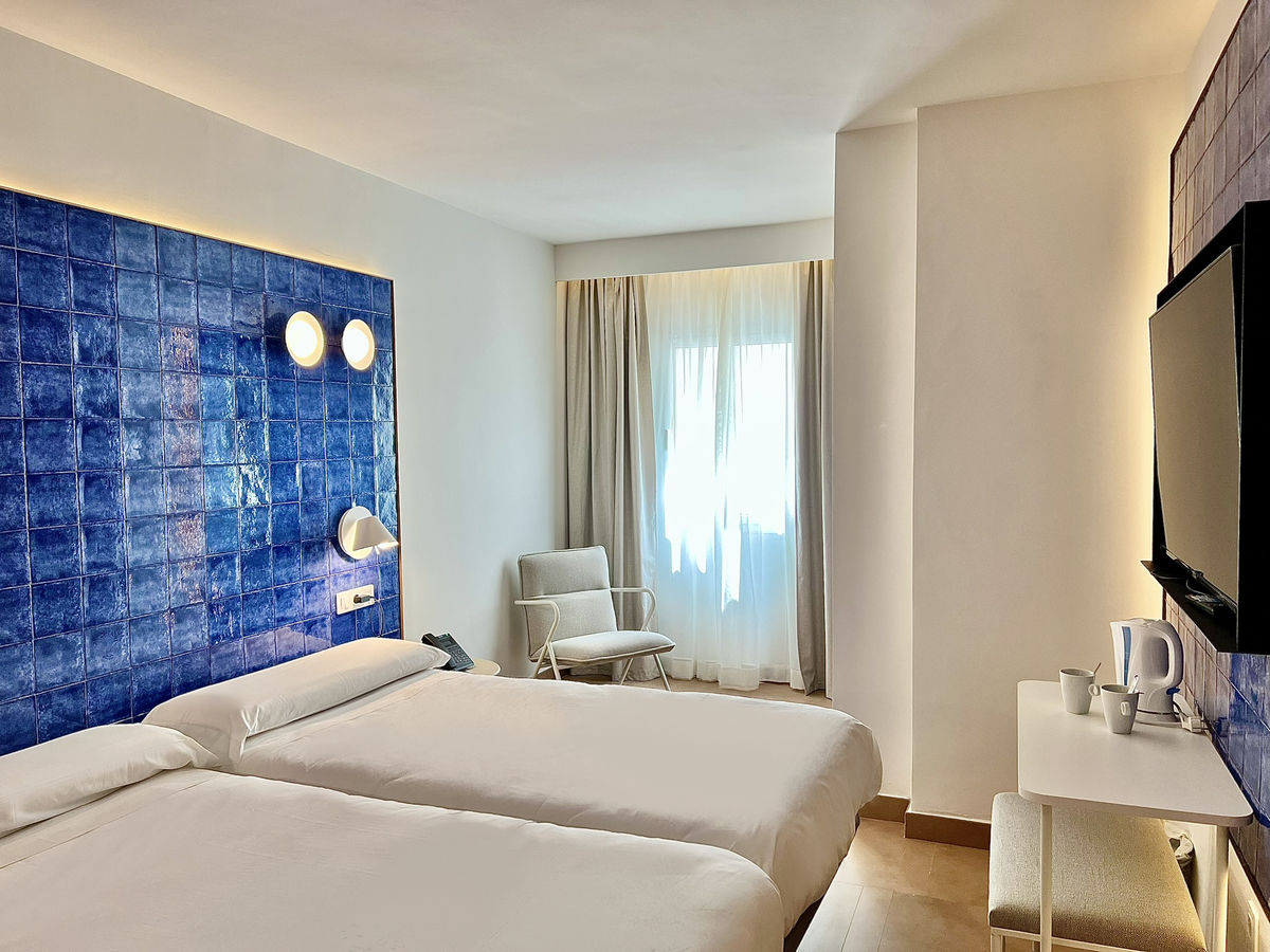 Sercotel Hotel Perla Marina