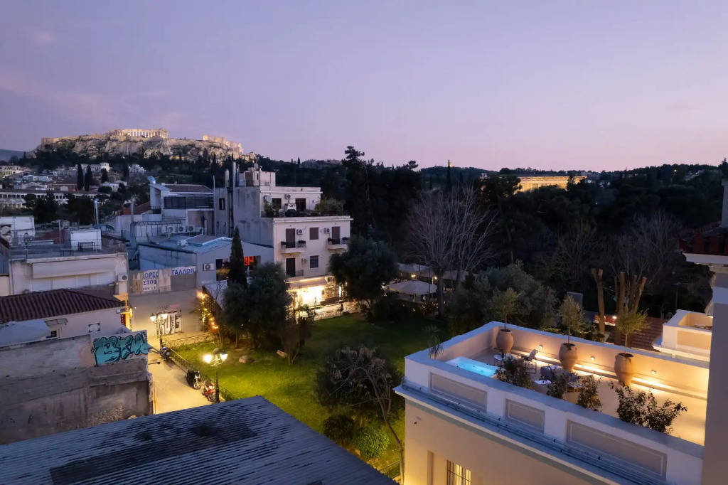 La Divina Aria Hotels