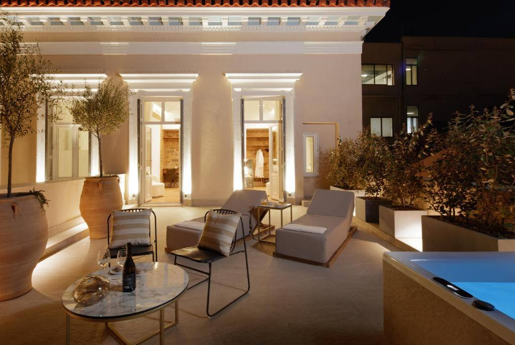 La Divina Aria Hotels