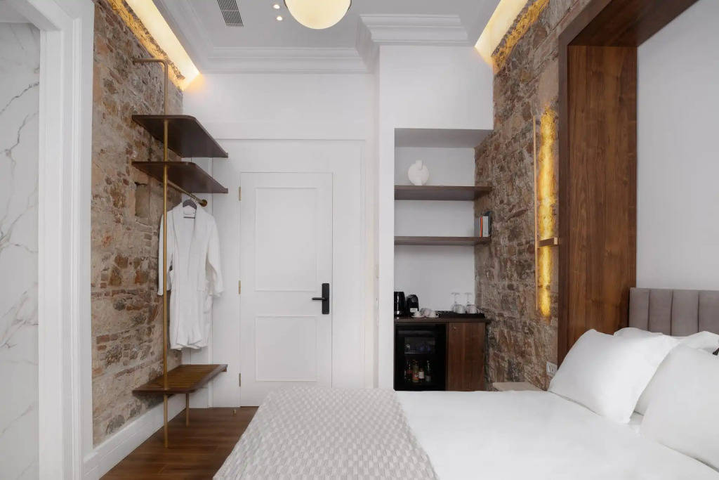 La Divina Aria Hotels
