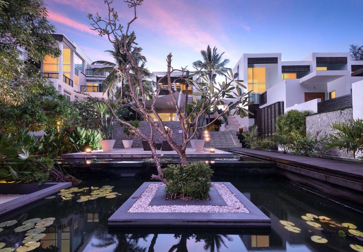 Aleenta Phuket Resort