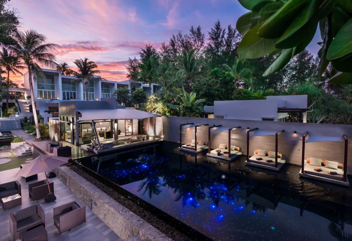 Aleenta Phuket Resort