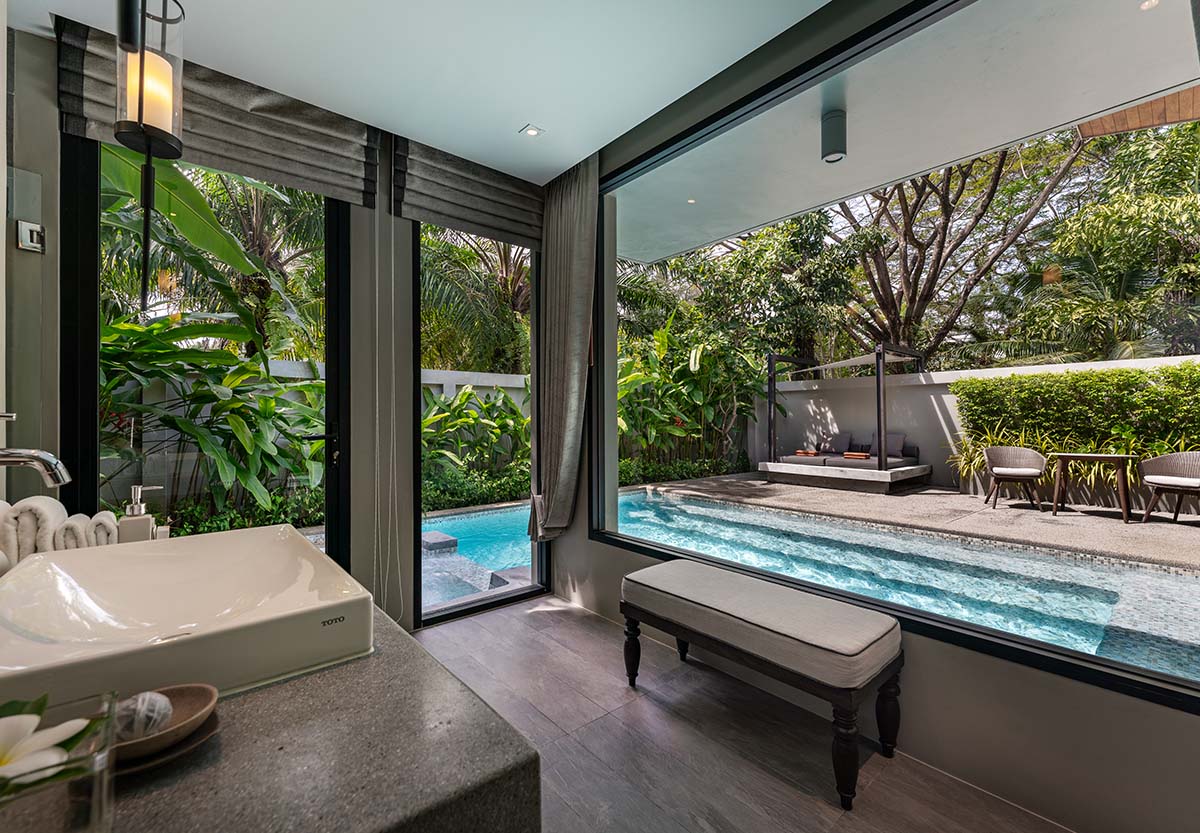 Aleenta Phuket Resort