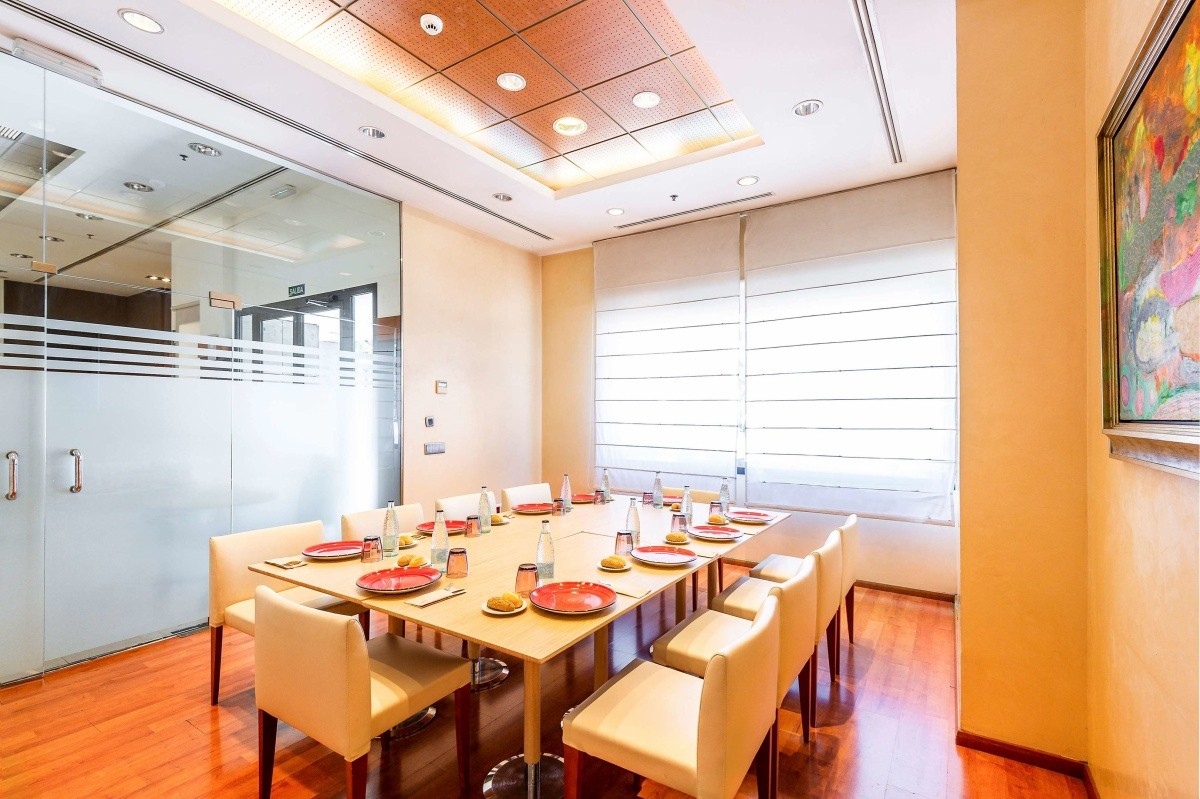 Tryp Valencia Oceanic Hotel
