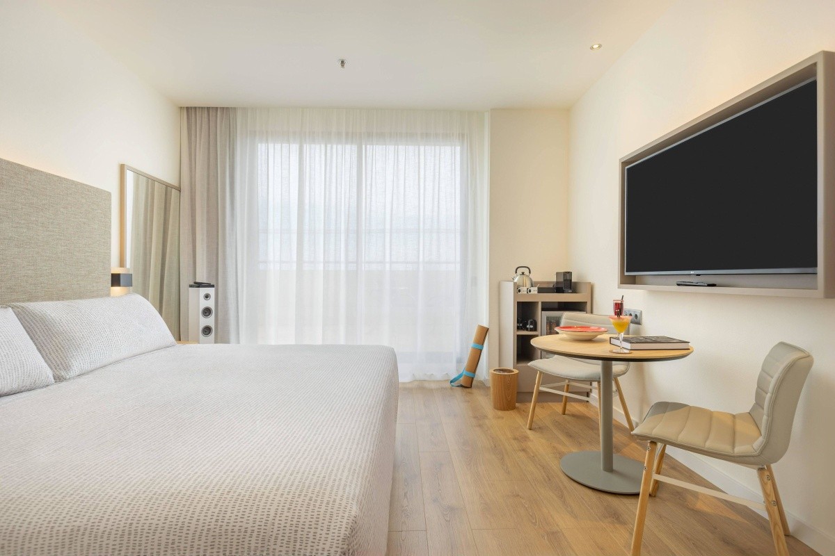 Tryp Valencia Oceanic Hotel
