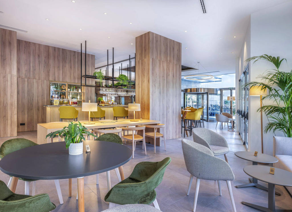 Tryp Valencia Oceanic Hotel